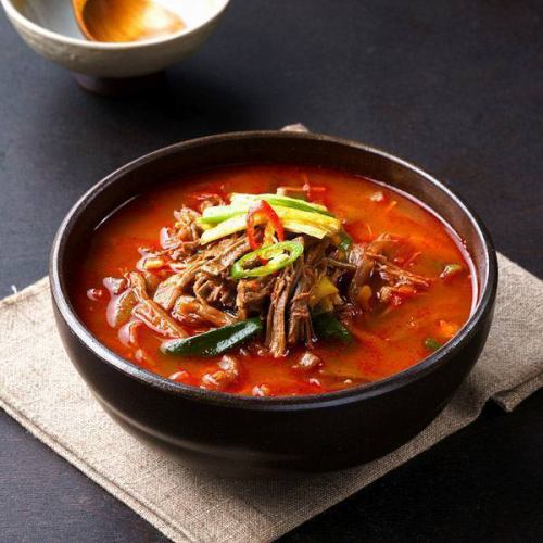 ユッケジャン定食(おかず3品、ライス)
