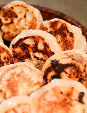 手間を惜しまず工夫を凝らしたお料理をご堪能！