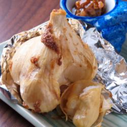 ニンニク丸揚げ
