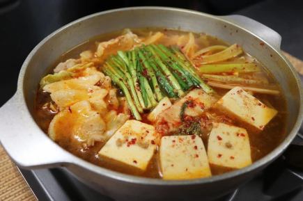 2時間飲放★キムチ鍋付きオーダーバイキング食べ飲み放題コース★4500円(税込)