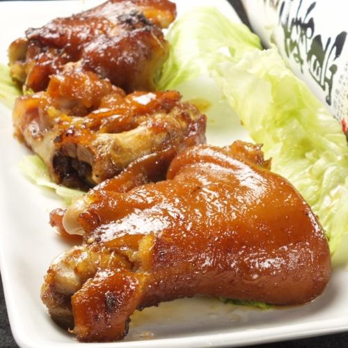 豚足の醤油焦し焼き
