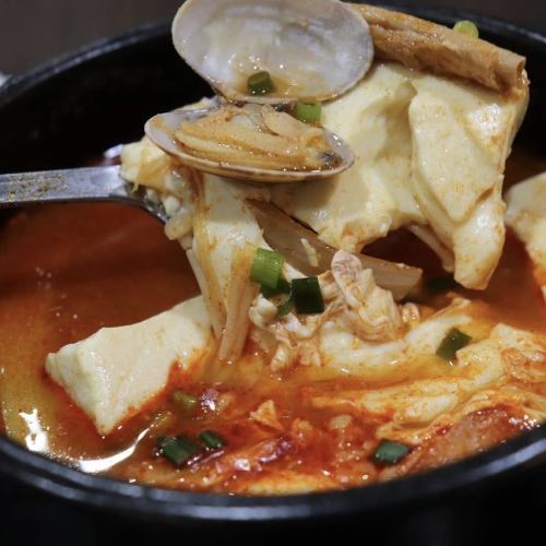 あさりの豆腐チゲ（スンドゥブチゲ）