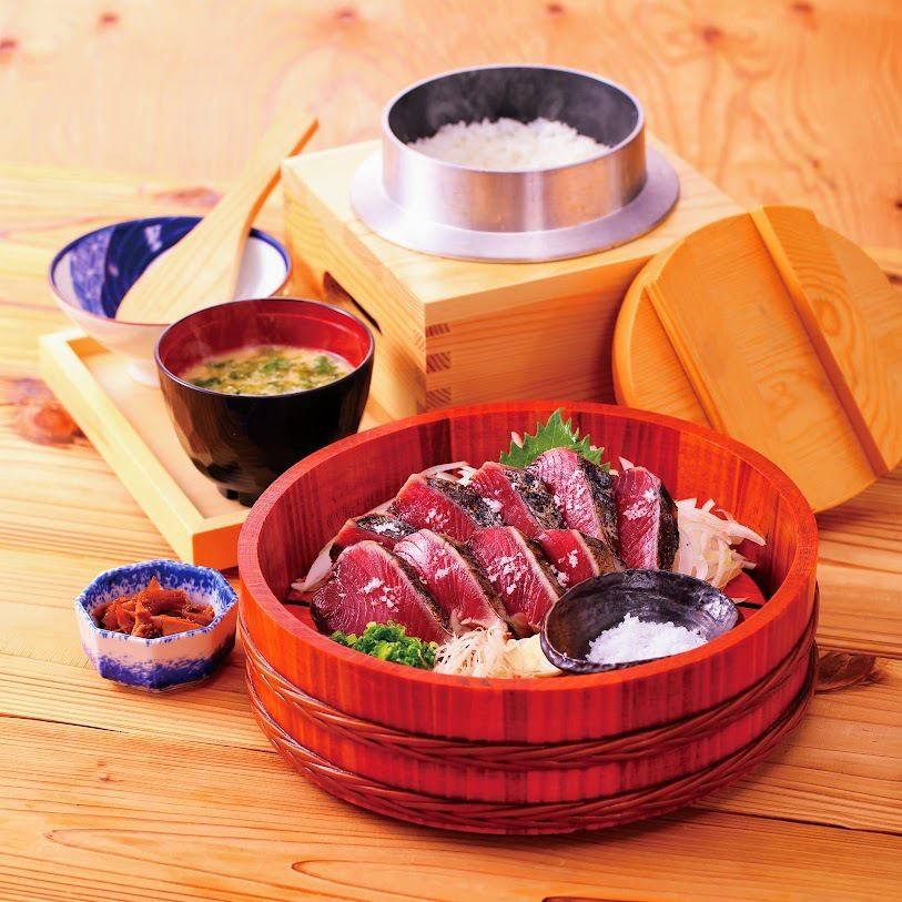 Lunch that you can easily enjoy the taste sent directly from Kochi is very popular ♪