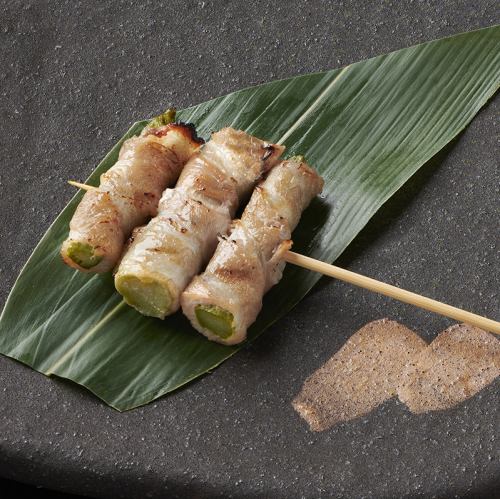 Meat-wrapped asparagus skewers