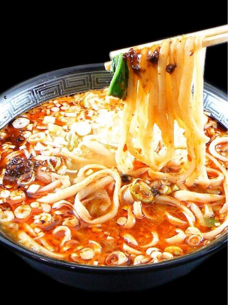 Tantan sword cutting noodles