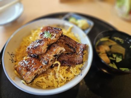 【月曜日限定】うな丼 1700円(税込)※祝日は通常メニューとなります。