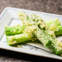 アスパラの天ぷら