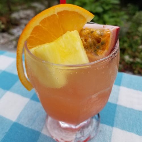 Tropical soda, tropical cocktail