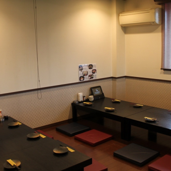 [Recommended for the use of small banquets] We will prepare a seating area x 1 for 6 people.Up to 14 people can be accommodated by combining it with a room for 8 people.There is also support for 10 people, so please feel free to contact us.* If you wish to use 2F, please contact us.