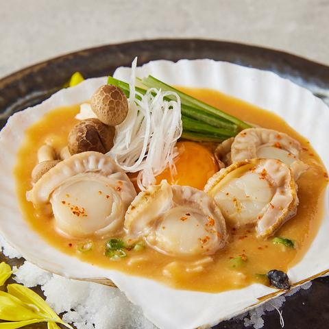 Enjoy fresh fish and original Japanese cuisine that can only be found here.