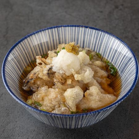 Deep-fried oysters and mushrooms