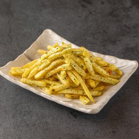 Seaweed and salted fries