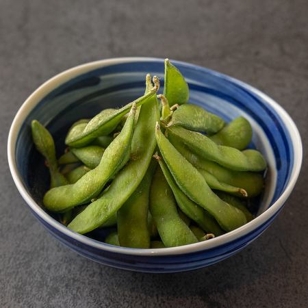 Edamame with salt and wasabi