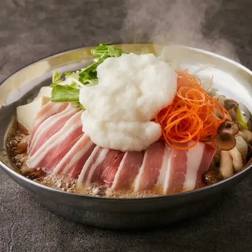 Pork and grated yam hot pot