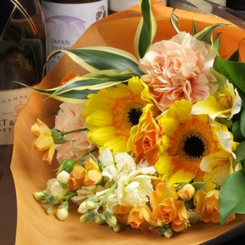 お花やケーキの手配も承ります♪