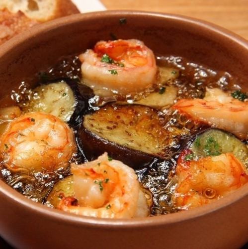 エビと蓮根・ナスのアヒージョ