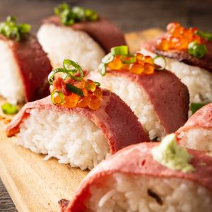 スペシャル肉寿司3貫盛り