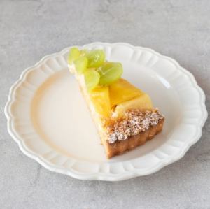 菠萝和麝香葡萄挞