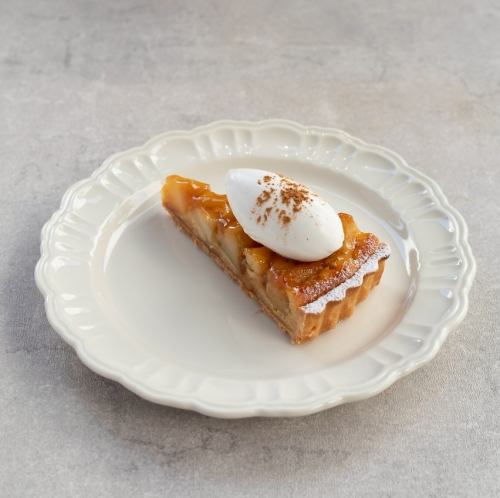 キャラメルりんごの焼き込みタルト