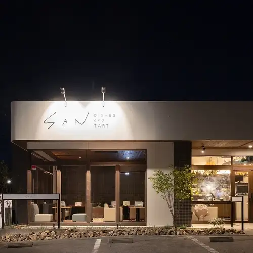 午餐和晚餐均可享用。