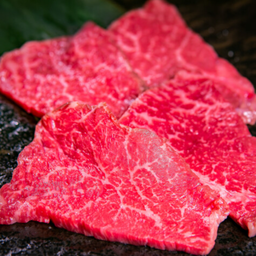 [Kobe Tajima Beef/Ota Beef] Meat carefully selected by the owner on a charcoal grill★