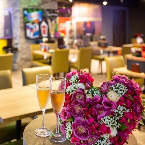 We can accommodate wedding after-parties, club launches, and events! Fully equipped with essential party items such as large monitors, small monitors, and microphones! Layout can be changed at will! Please contact us♪