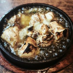 鸡肉和戈贡佐拉辣酱