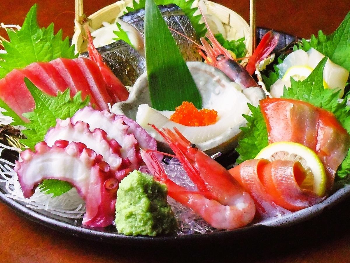 毎日仕入れてるので鮮度抜群♪家庭で食べられない品々をご用意！