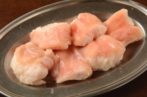 ホルモン職人が旬を見極め