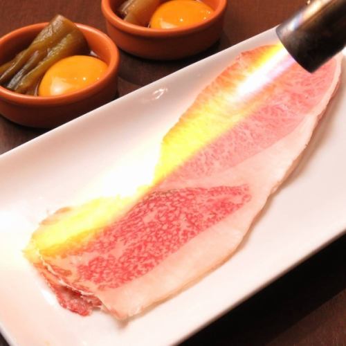 【瞬間!】炙り牛刺し/すき焼きカルビ