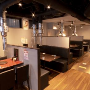 Stylish space: Perfect for welcoming and farewell parties♪ We have seating in a relaxed atmosphere.We offer a relaxing space that can be used for anniversaries, birthdays, girls' nights, and dates.