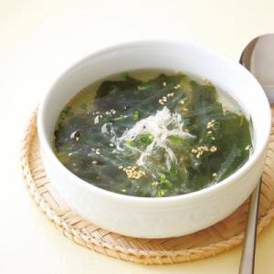 Seaweed soup