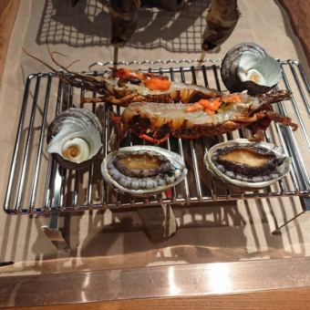 [Enjoy charcoal fire in the hearth] Seafood course (room fee included) 9,000 yen (tax included)~
