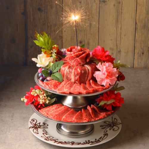 All-you-can-eat limited edition two-tiered meat cake