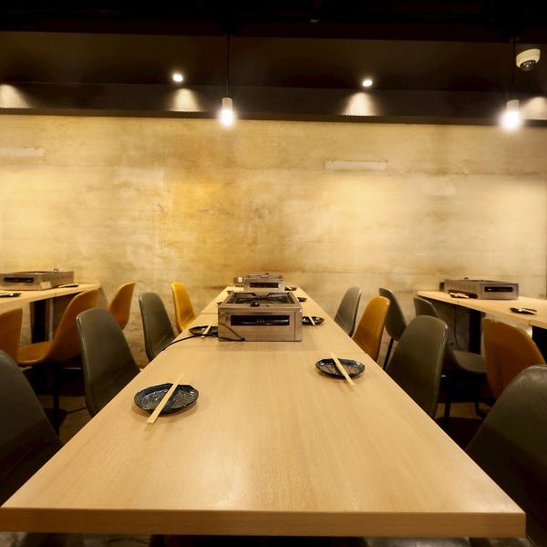 【個室も完備！女子会、デート、記念日様々なシーンに】店主自らがデザインし、照明など細部にまでこだわったおしゃれな店内！予算・人数は応相談◎お気軽にお問い合わせください。