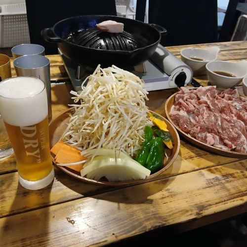 ジンギスカンもドリンクも存分に楽しめる◎【ジンギスカン食べ飲み放題】100分4400円(税込)
