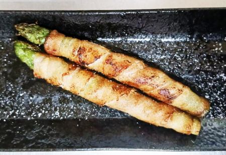 アスパラ生ベーコン巻き