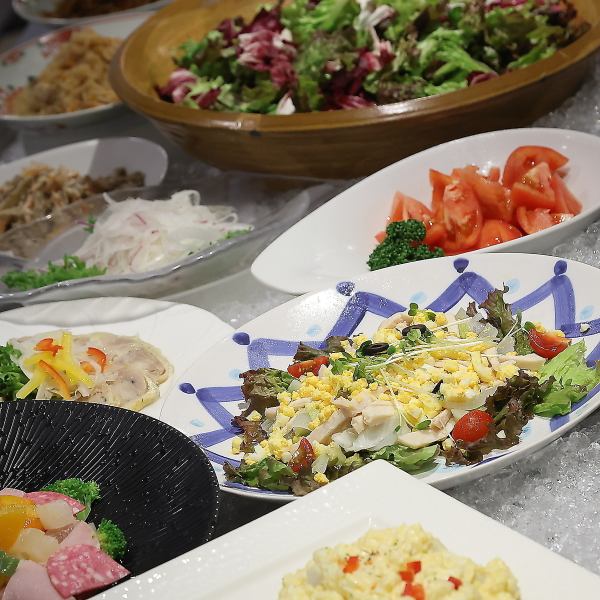 【食べ放題】贅沢なビュッフェメニューが勢揃い◎