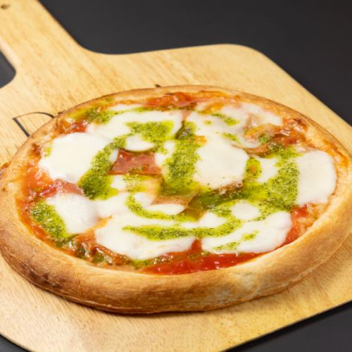 モッツァレラ丸ごとピザ マルゲリータ