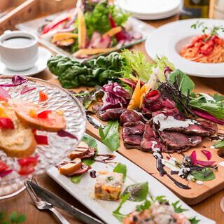 ★【3H飲放付】当店名物牛タワー鍋を堪能できる♪『Deluxe Meatコース』〈全12品〉4,880円税込