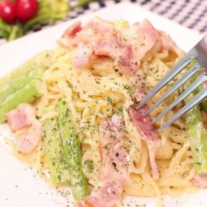 ベーコンとクリームパスタ