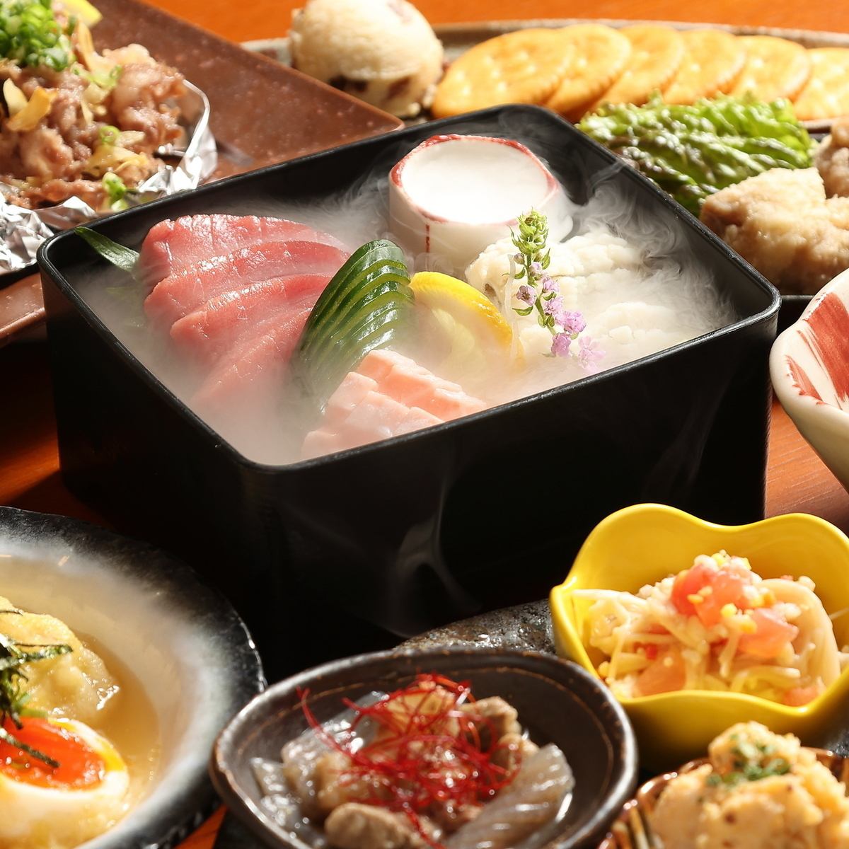 毎朝市場で仕入れる鮮魚が自慢★飲み放題付き宴会コース(5時間税込5500円)もご用意！