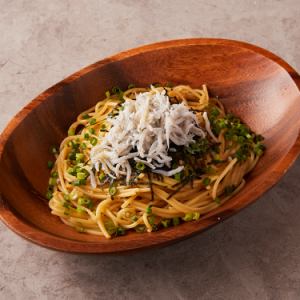 煮銀魚的 Aglio olio