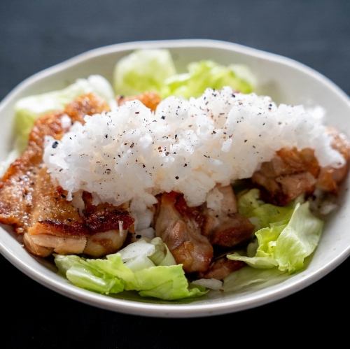 [Charcoal grilled Miou chicken!]