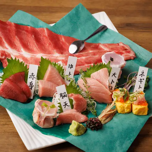当店名物本鮪を堪能できる