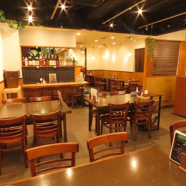 活気のある店内は、40名～最大60名様までの貸切にも対応しております。会社の飲み会やサークルの集まりなど、大人数での宴会に最適です◎周りを気にせず、美味しい料理とお酒で賑やかに楽しい時間をお過ごしいただけます。ご予約はお気軽にご相談ください！