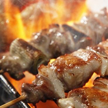 ■Exquisite skewers grilled with hand-sliced Binchotan charcoal.The best skewers baked by certified technicians
