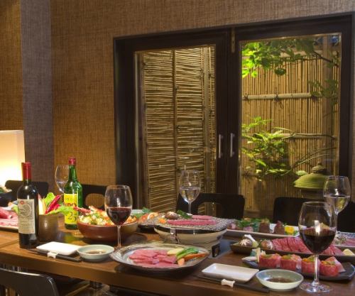 Private room with garden and tatami room for up to 35 people