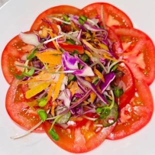 tomato salad/green onion salad