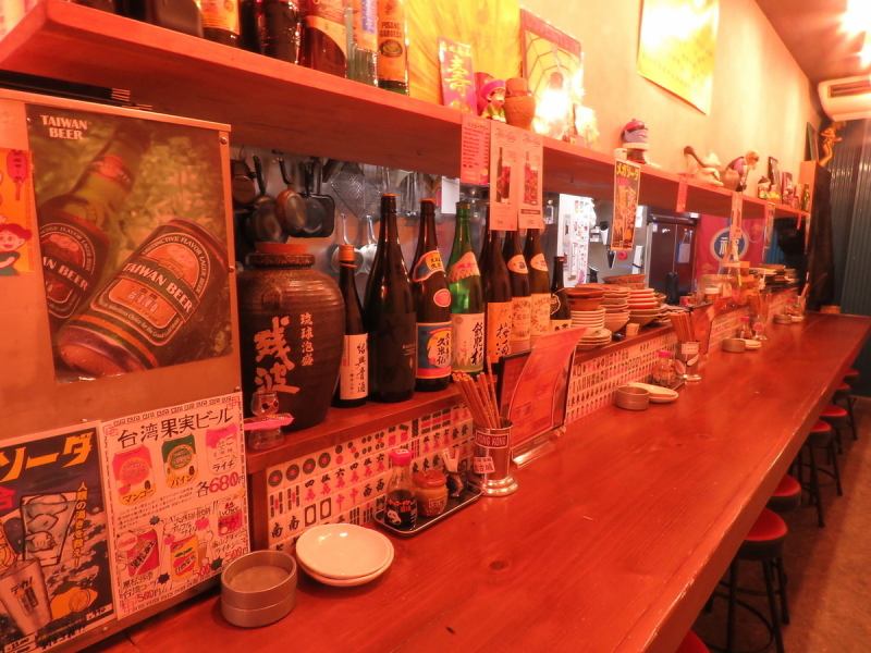 [Counter, Sakumi, Sakumeshi] We also offer late-night snacks, so it's recommended for one person or a second person!